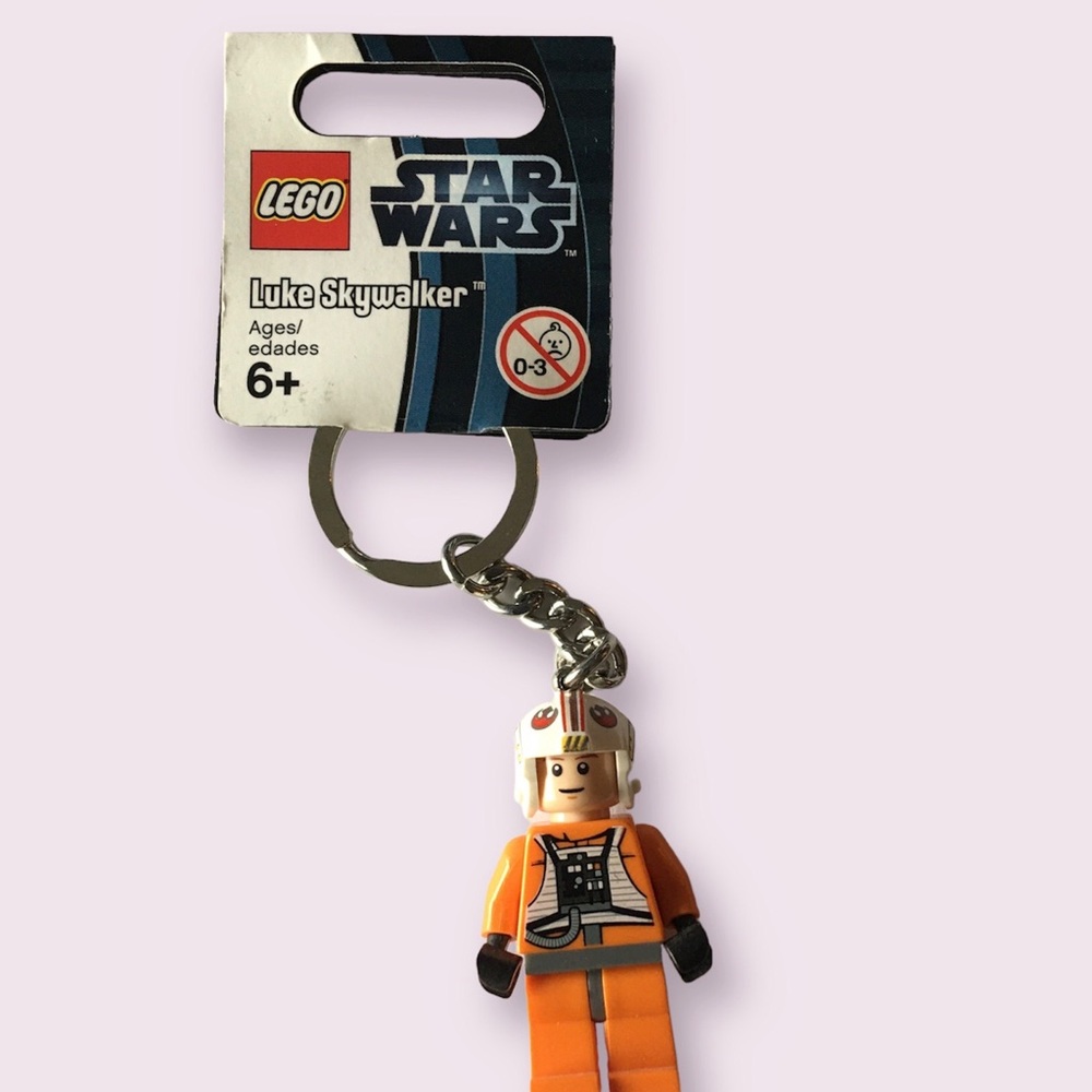 NEW LEGO STAR WARS KEYCHAIN Luke Skywalker